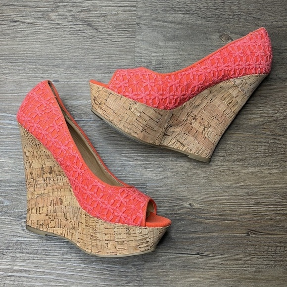 Rue 21 Coral Orange Platform Wedge Heels, size 8/9 - Picture 4 of 11